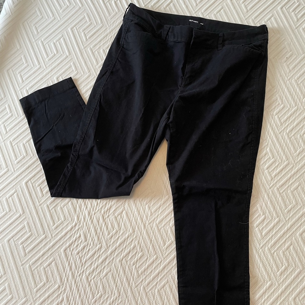 Old Navy Pixie Pants (size 12)